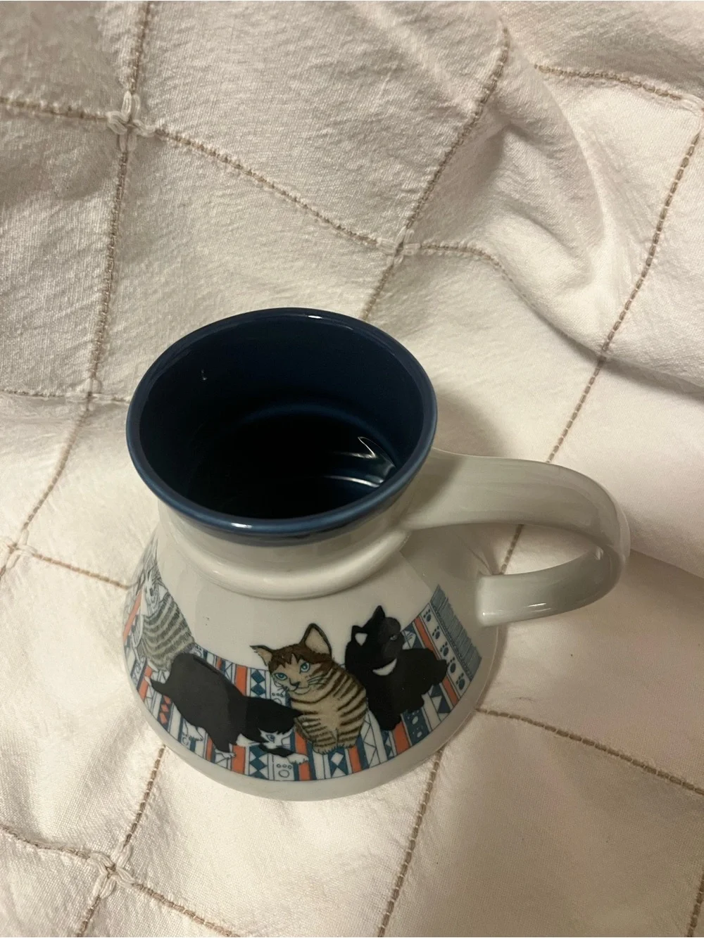 Ceramic Cat Pattern Pet Mug - Blue and White no lid